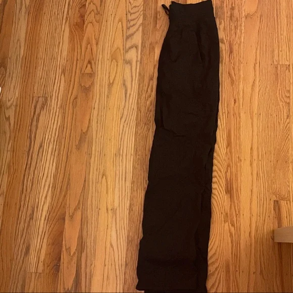 Black Lululemon Dance Studio pants - Picture 4 of 4